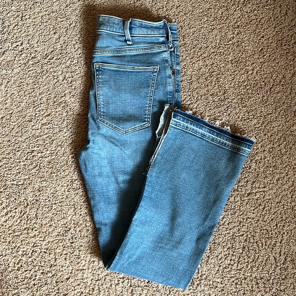 Abercrombie and Fitch high rise ankle flare